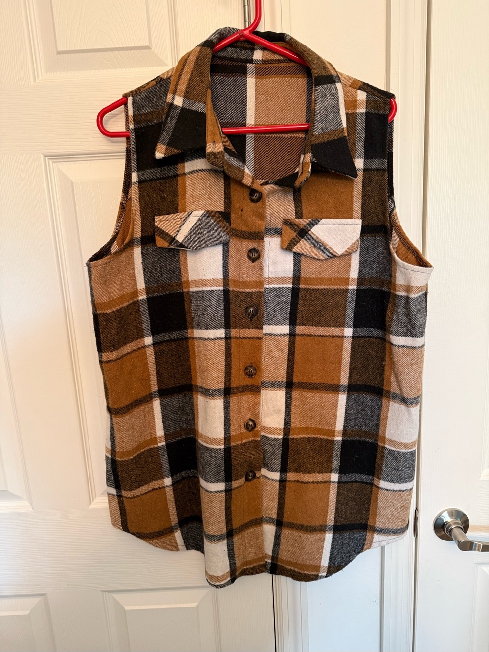 Girls Plaid Sleeveless Button-Down Shirt - Brown/Black/Cream